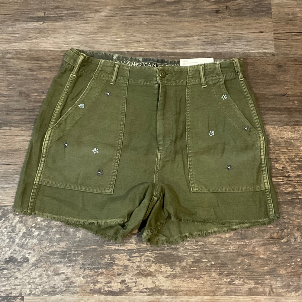 American Eagle Outfitters Women's Green Cargo Shorts